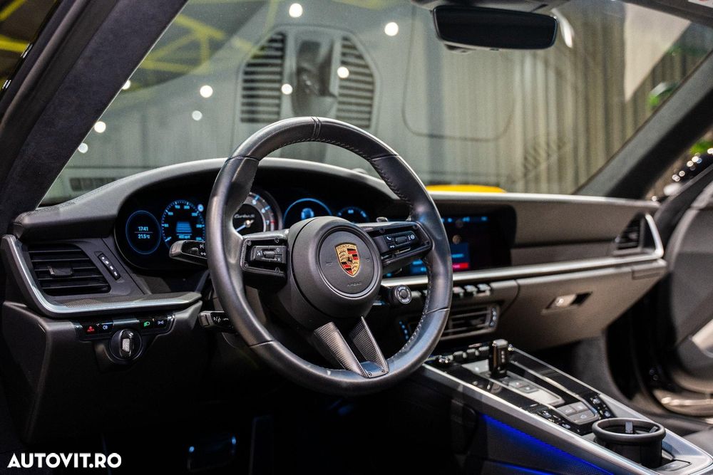 Porsche 992 TURBO S - 24