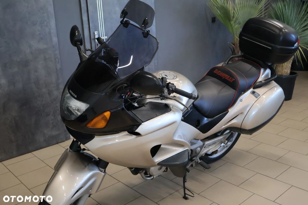 Honda Deauville - 14