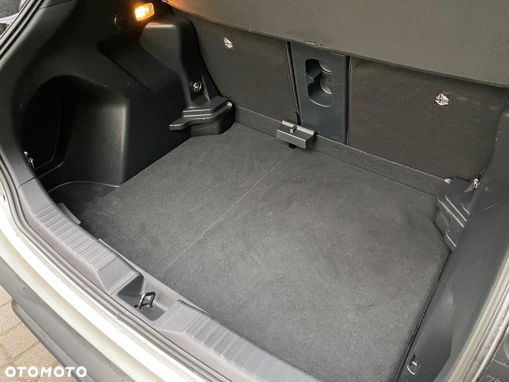 Toyota Yaris Cross - 29