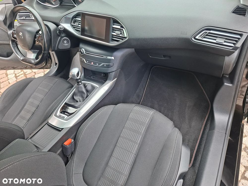 Peugeot 308 HDi FAP 150 Business Line Niveau 2 - 21