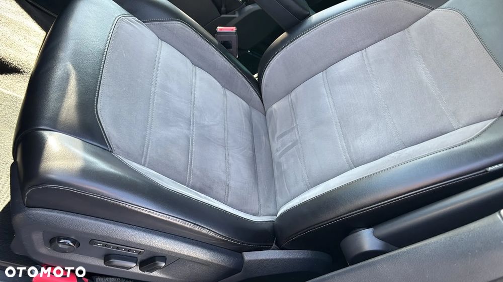 Volkswagen Multivan - 19