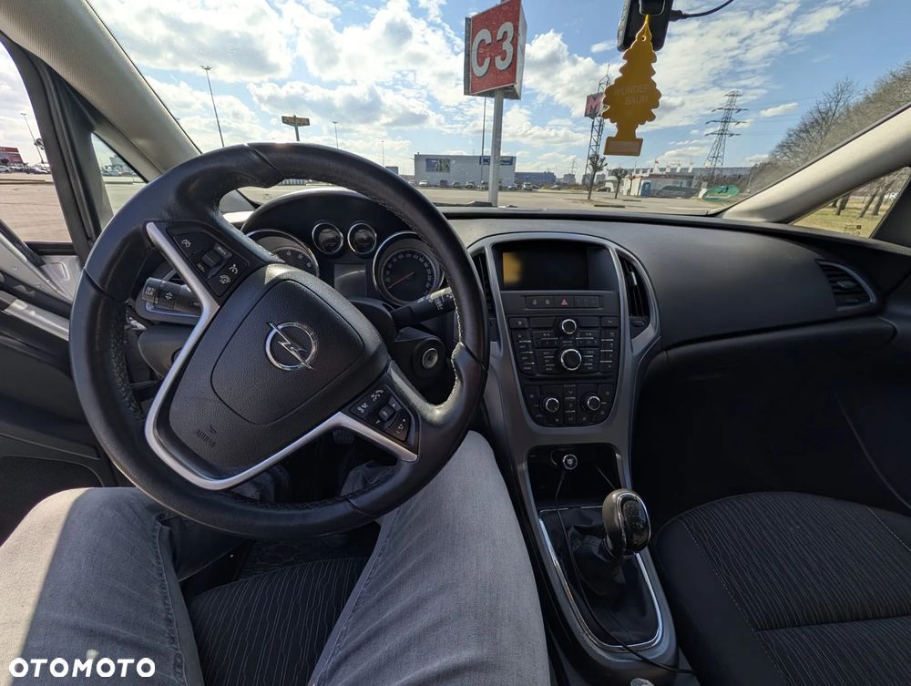 Opel Astra 1.4 Turbo - 12