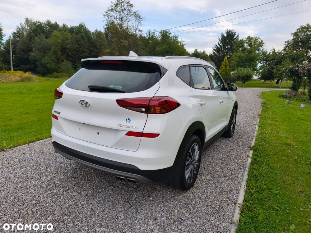 Hyundai Tucson 1.7 CRDI BlueDrive Style 2WD - 11