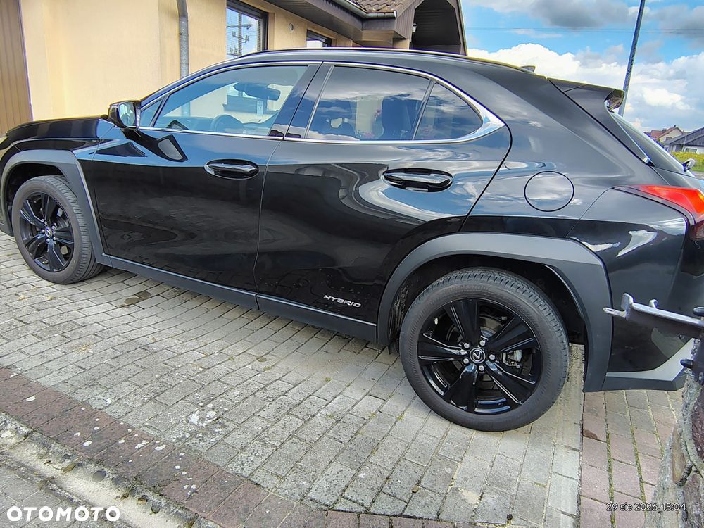 Lexus UX 250h Prestige 2WD - 2