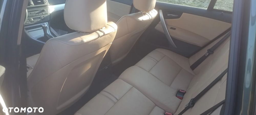 BMW X3 2.0d - 6