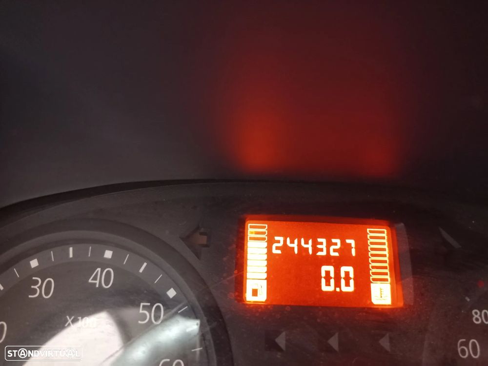 Renault Clio - 6