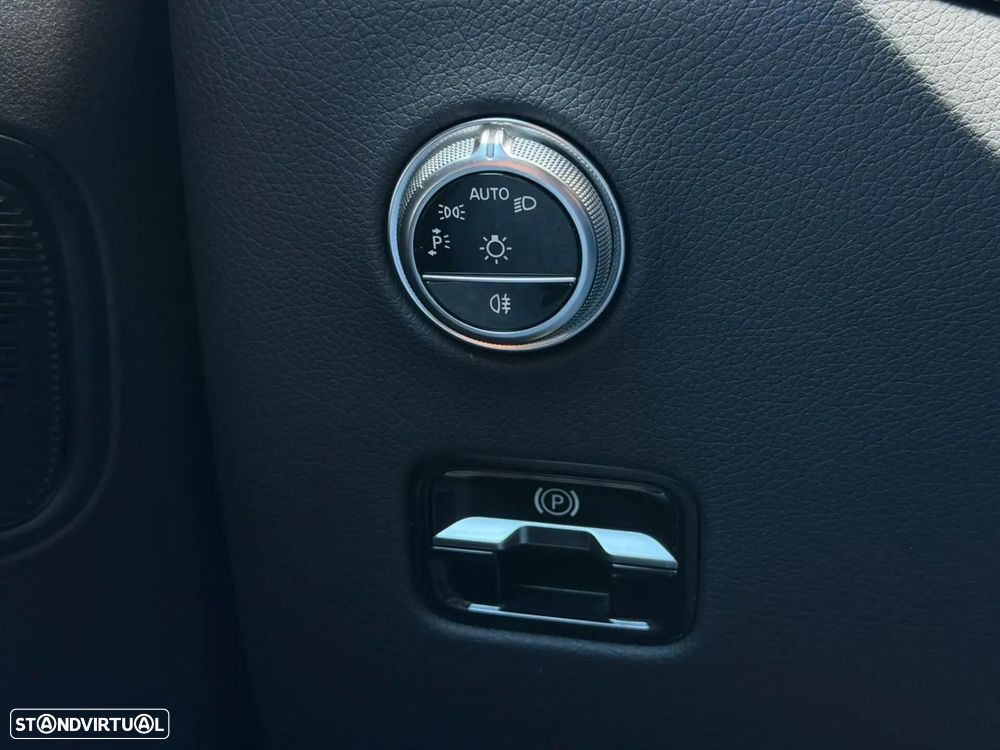 Mercedes-Benz GLC 220 d 4Matic - 28