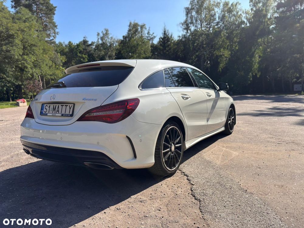 Mercedes-Benz CLA - 4