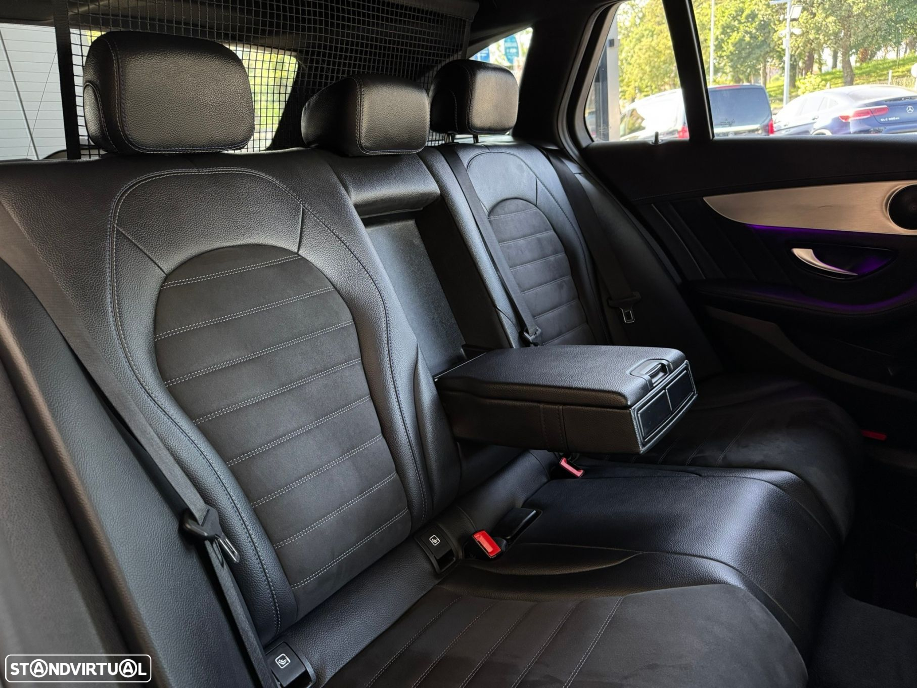 Mercedes-Benz C 300 de AMG Line - 21