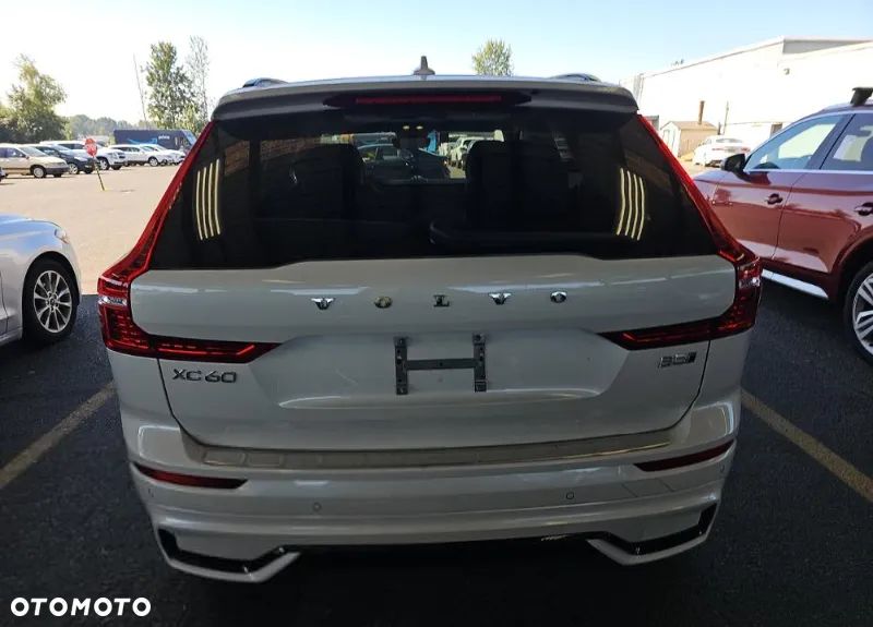 Volvo XC 60 B5 B AWD Ultra Dark - 6