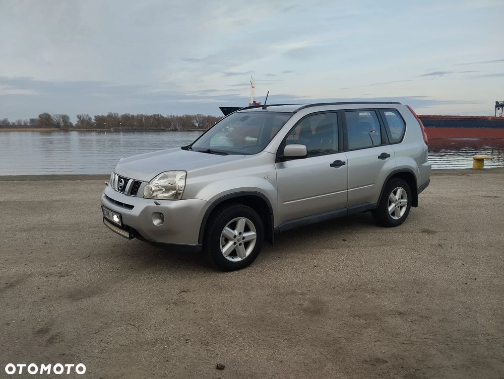 Nissan X-Trail 2.0 dCi 4x4 DPF Automatik SE - 15