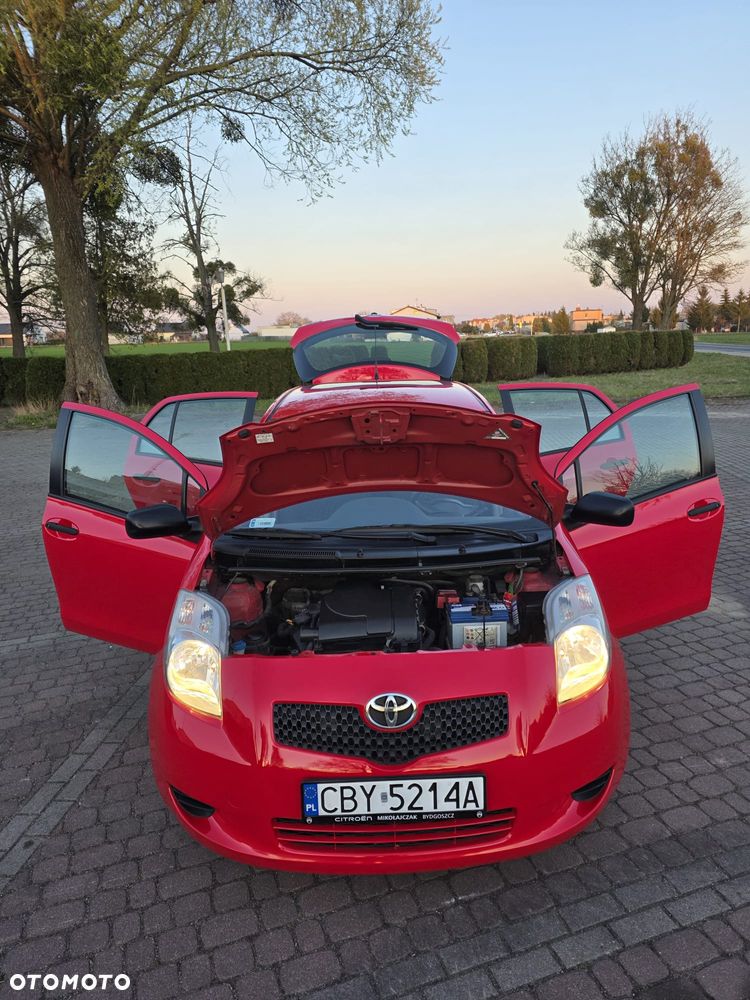 Toyota Yaris 1.0 VVT-i Luna - 19