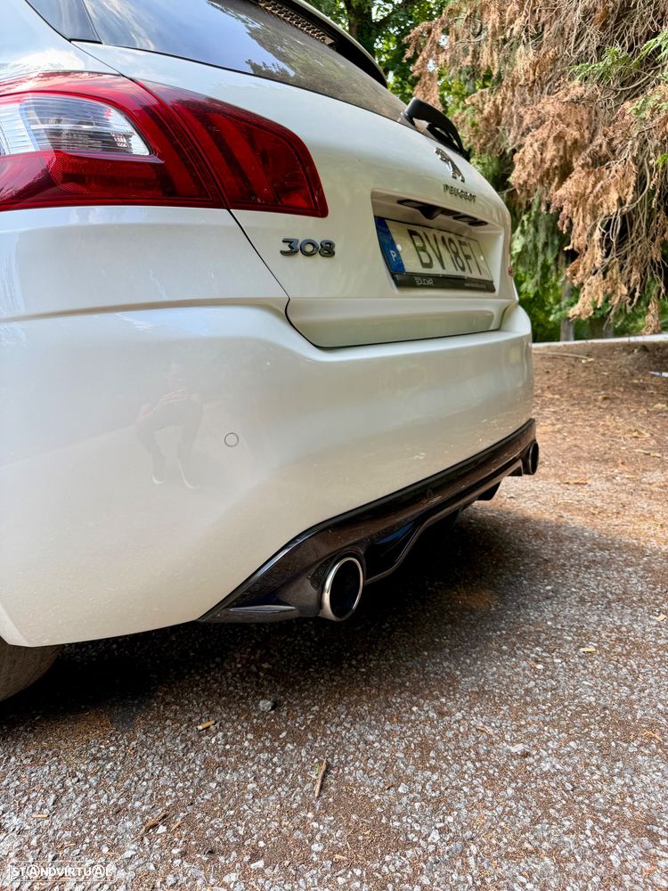 Peugeot 308 1.6 e-THP GTi - 7