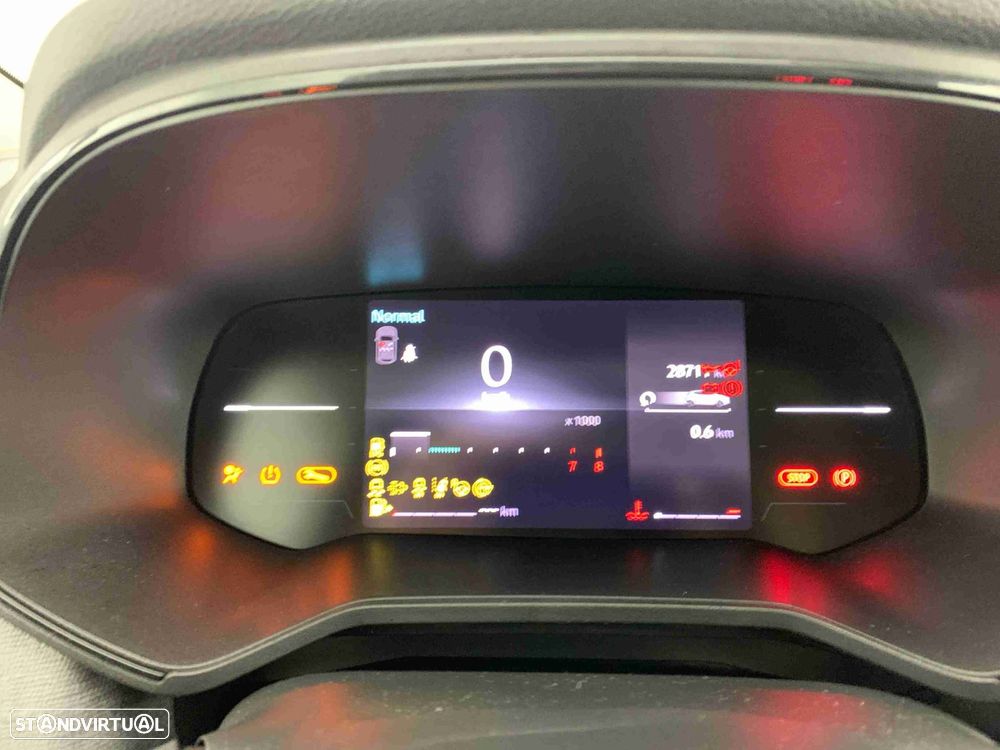 Renault Clio 1.0 TCe Evolution Bi-Fuel - 8