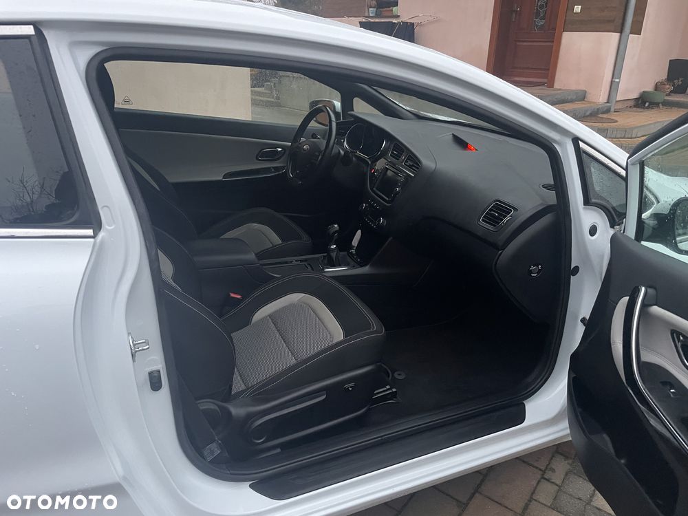 Kia ProCeed 1.6 GDI Spirit - 10