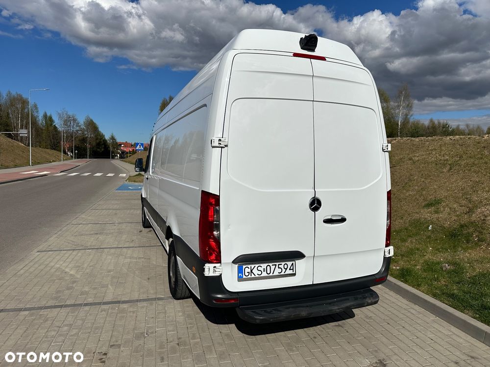 Mercedes-Benz Sprinter - 7