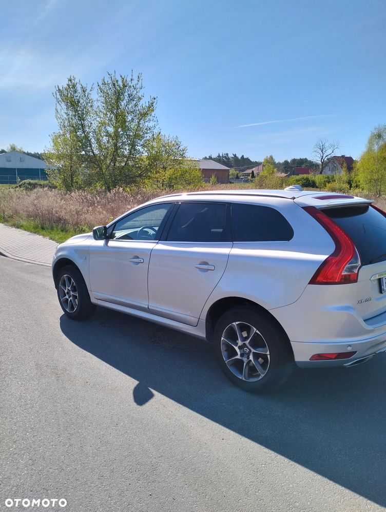 Volvo XC 60 D4 Drive-E Ocean Race - 9