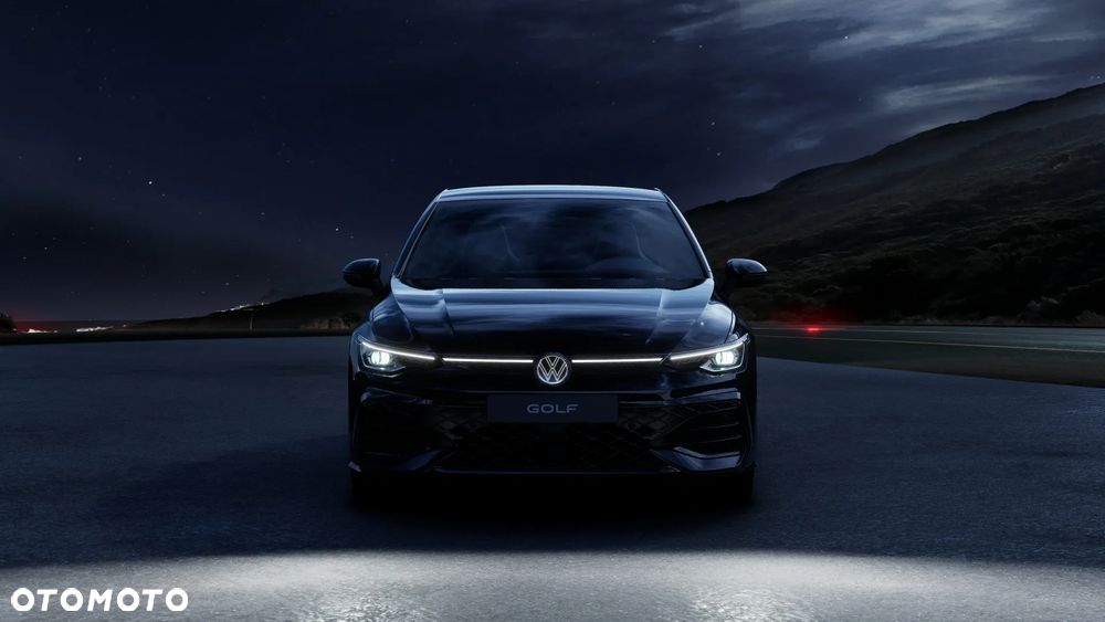 Volkswagen Golf 1.5 TSI R-Line Plus - 10