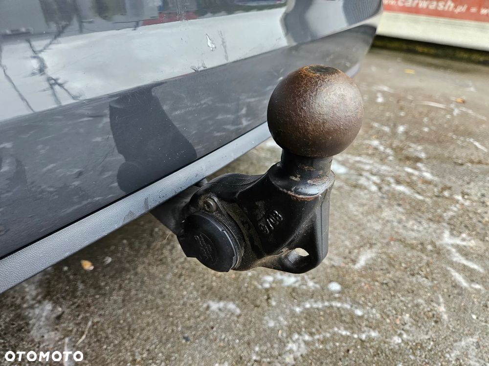 Volkswagen Touran 2.0 TDI SCR (BlueMotion Technology) Highline - 32