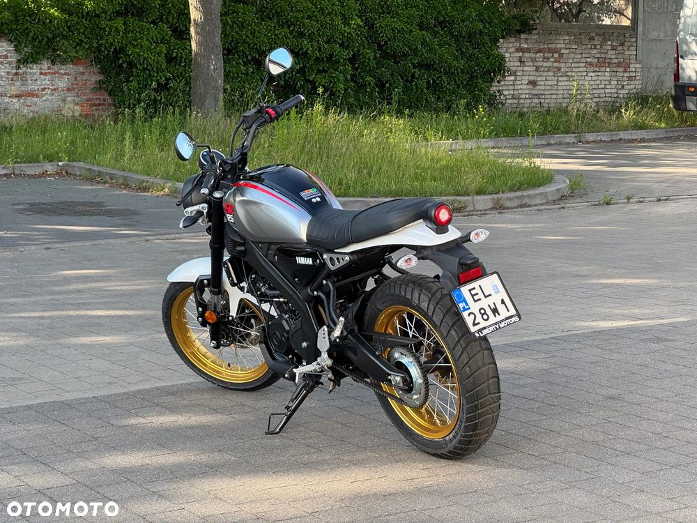 Yamaha XSR - 3
