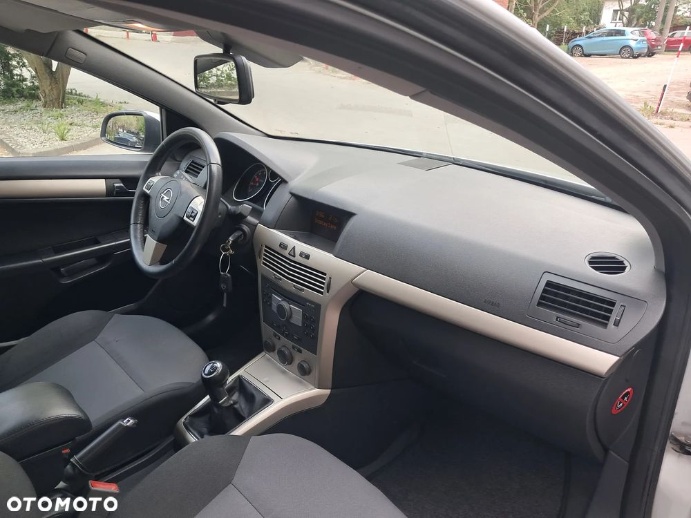 Opel Astra - 14
