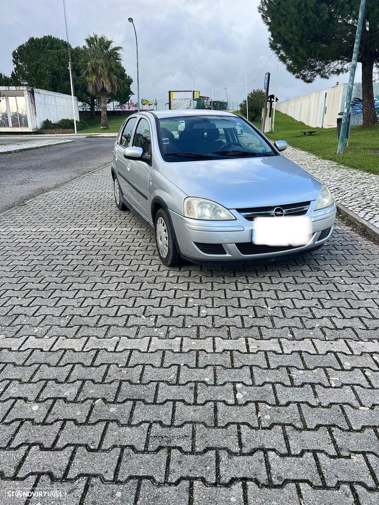 Opel Corsa 1.2 16V City - 2