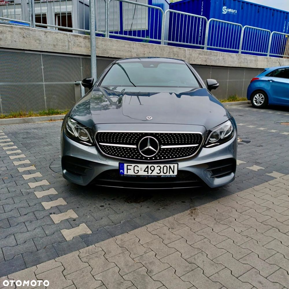 Mercedes-Benz Klasa E 300 d Coupe 9G-TRONIC - 2