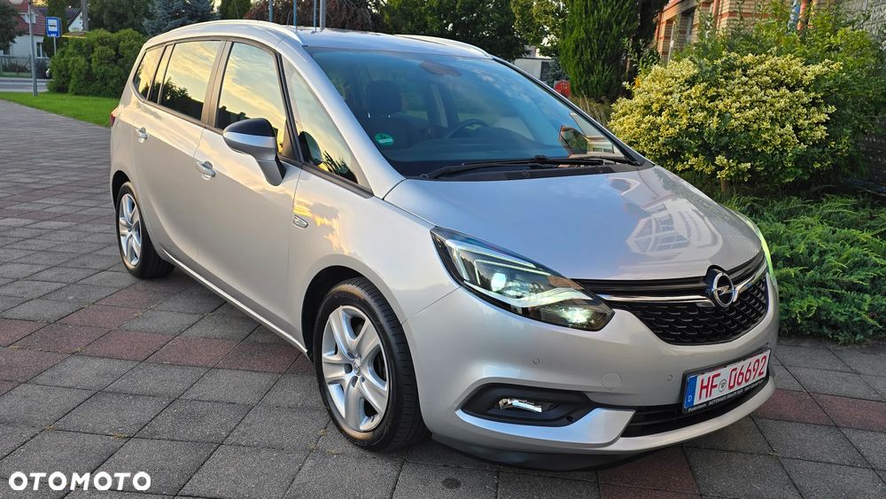 Opel Zafira - 2
