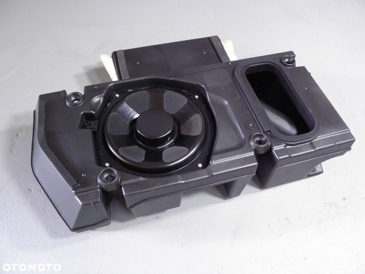 RANGE ROVER VOGUE L405 // GŁOŚNIK SUBWOOFER - 1