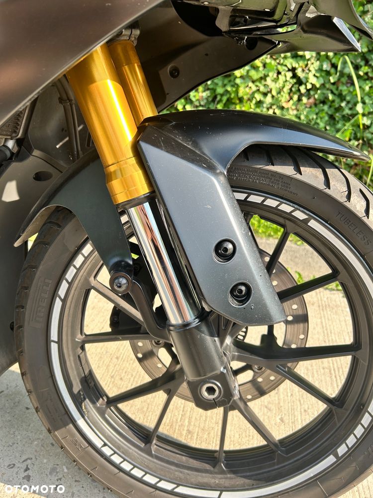 Yamaha R125 - 11