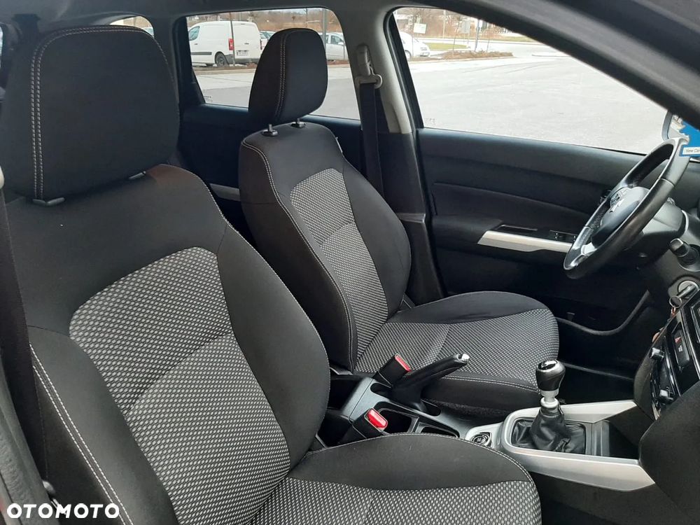 Suzuki Vitara 1.6 DDiS (4x4) Allgrip Comfort - 32