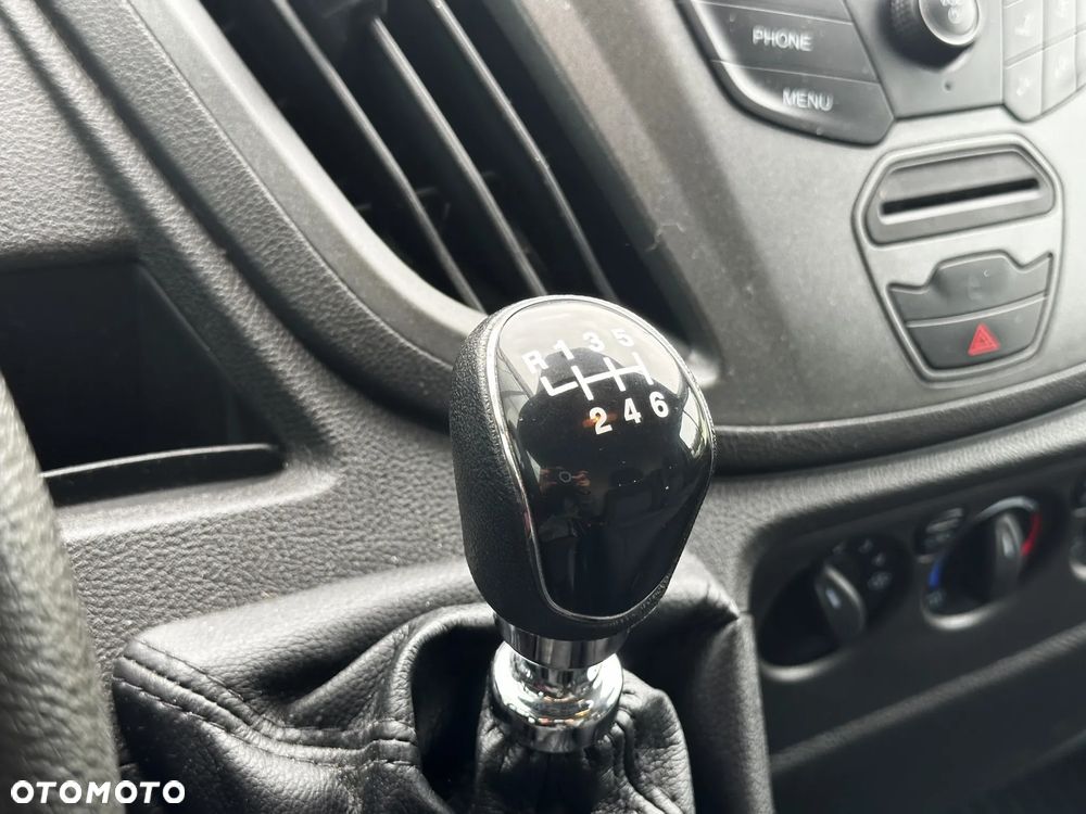 Ford Transit - 17