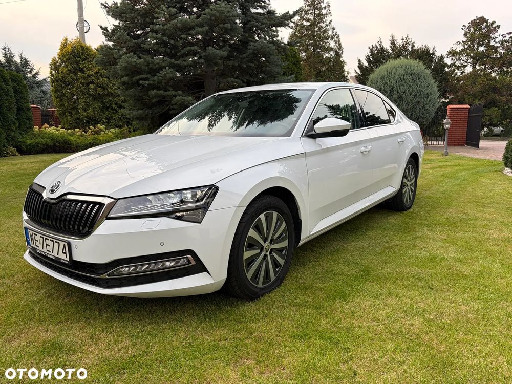 Skoda Superb 2.0 TDI SCR Style DSG - 1
