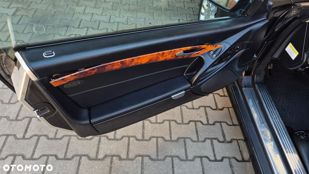Mercedes-Benz SL - 13