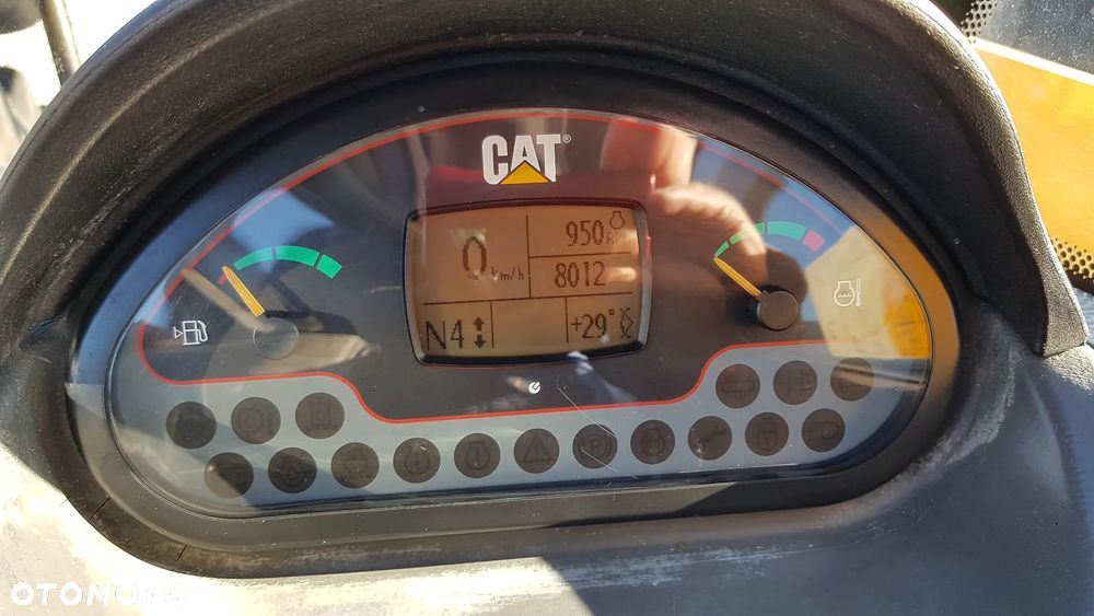 Caterpillar TH 407 - 26