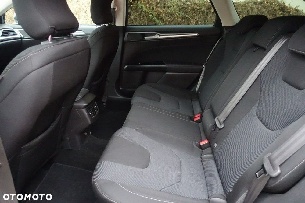 Ford Mondeo - 10