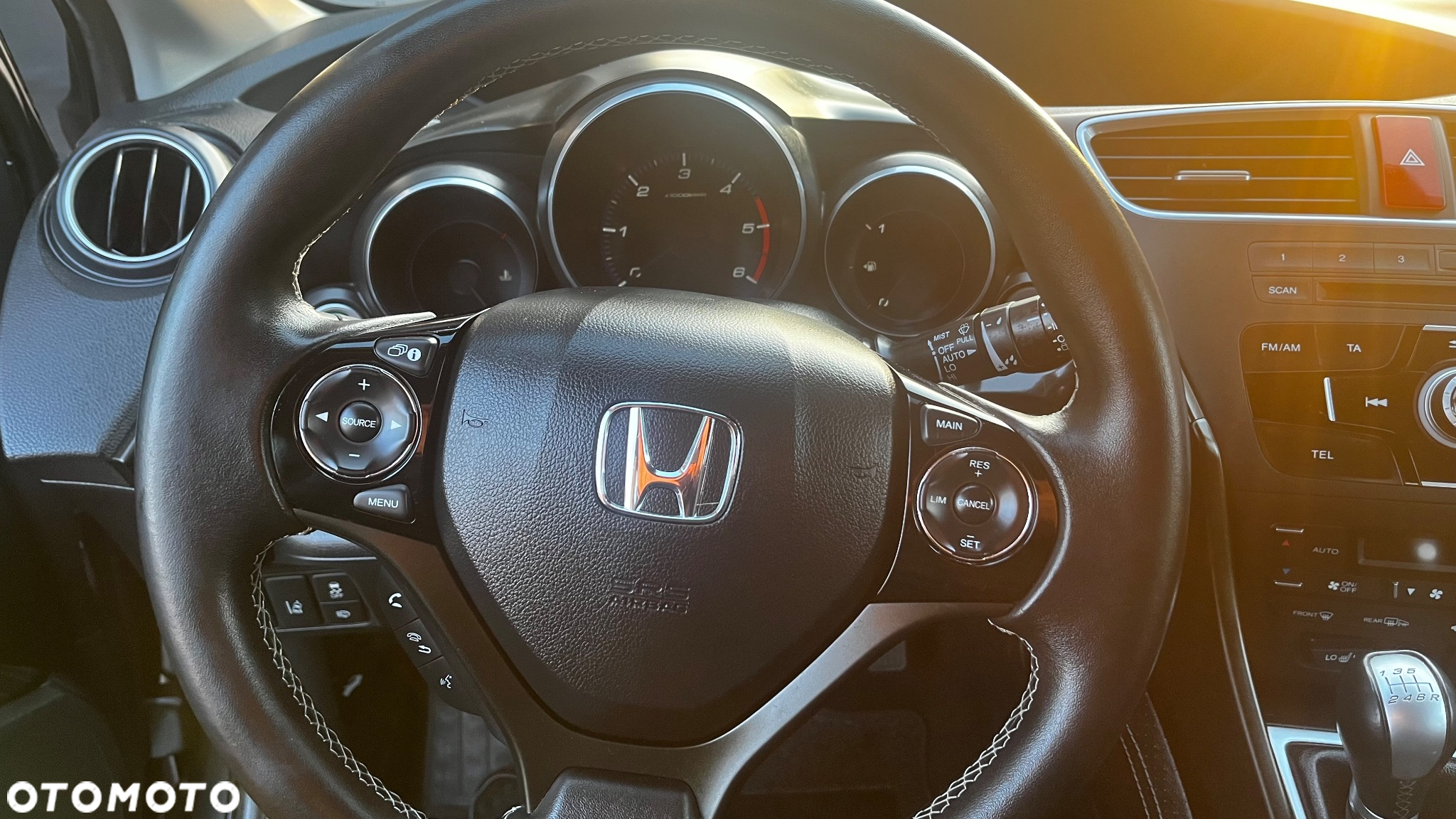Honda Civic 1.6 i-DTEC Comfort Black Edition - 17