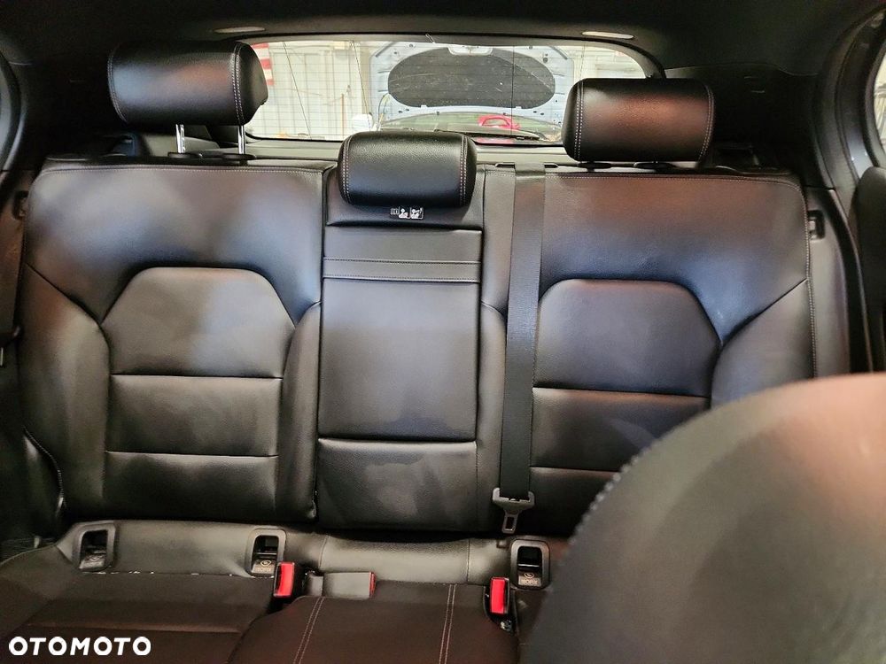 Mercedes-Benz GLA 250 4Matic 8G-DCT - 11