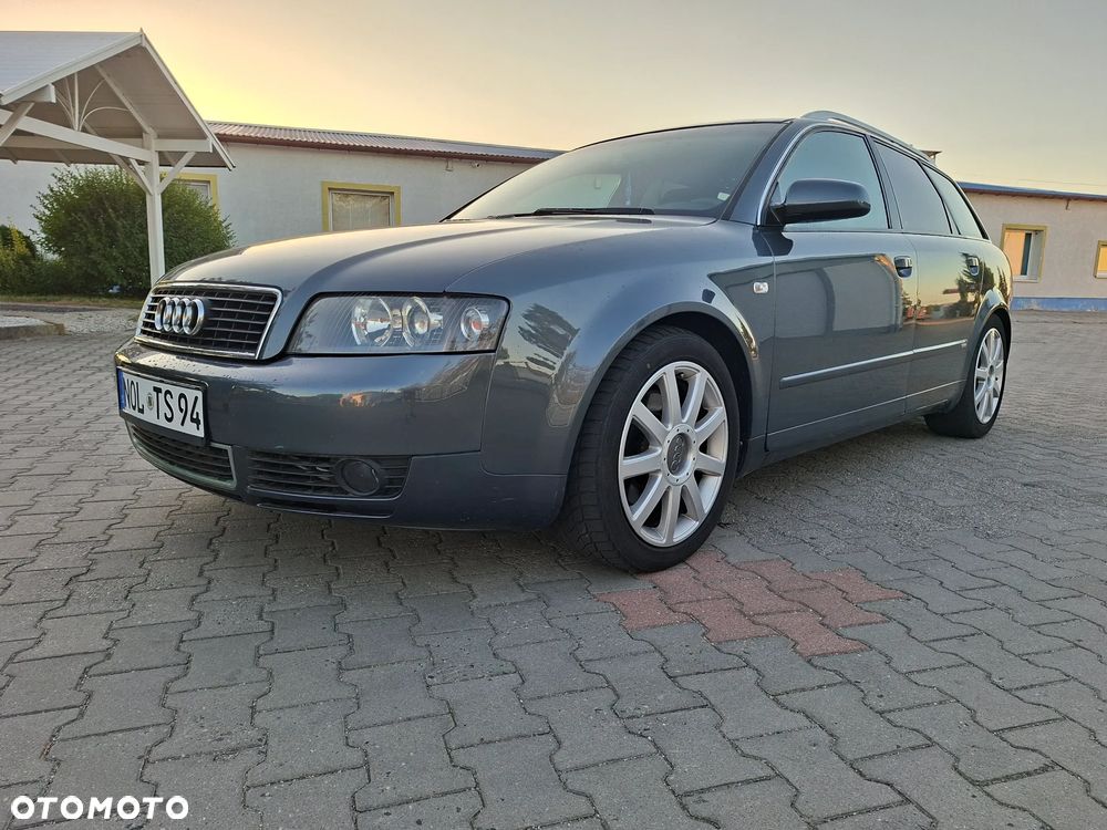 Audi A4 Avant 1.8 T quattro - 1