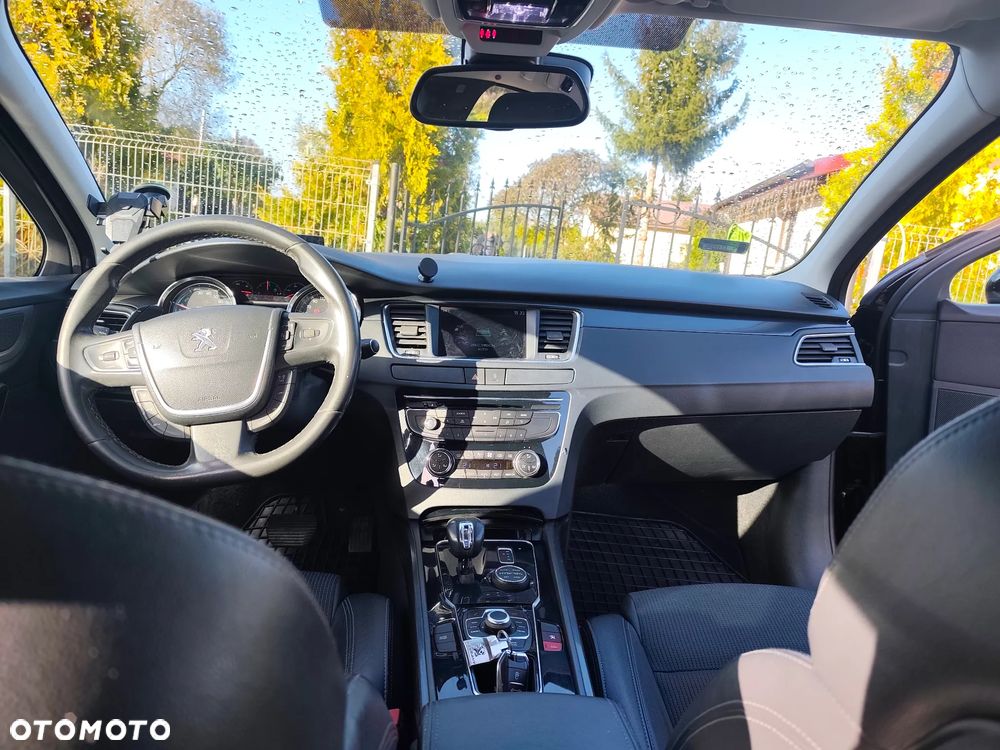 Peugeot 508 RXH 2.0 HDi HYbrid4 - 17