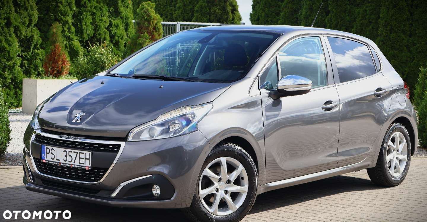 Peugeot 208 - 3