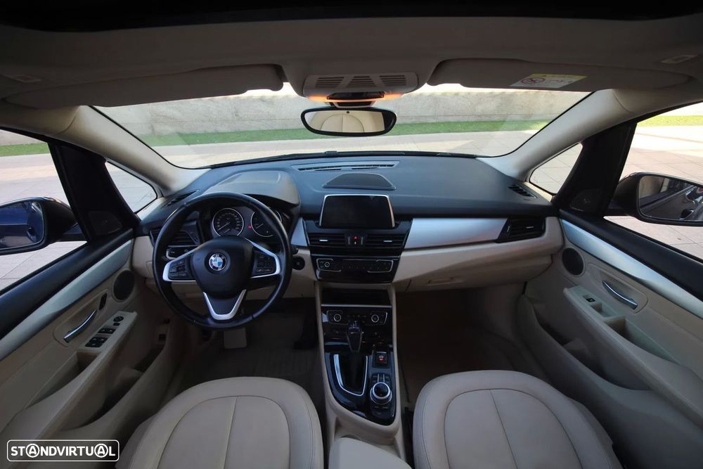 BMW 225xe Active Tourer Line Luxury - 32