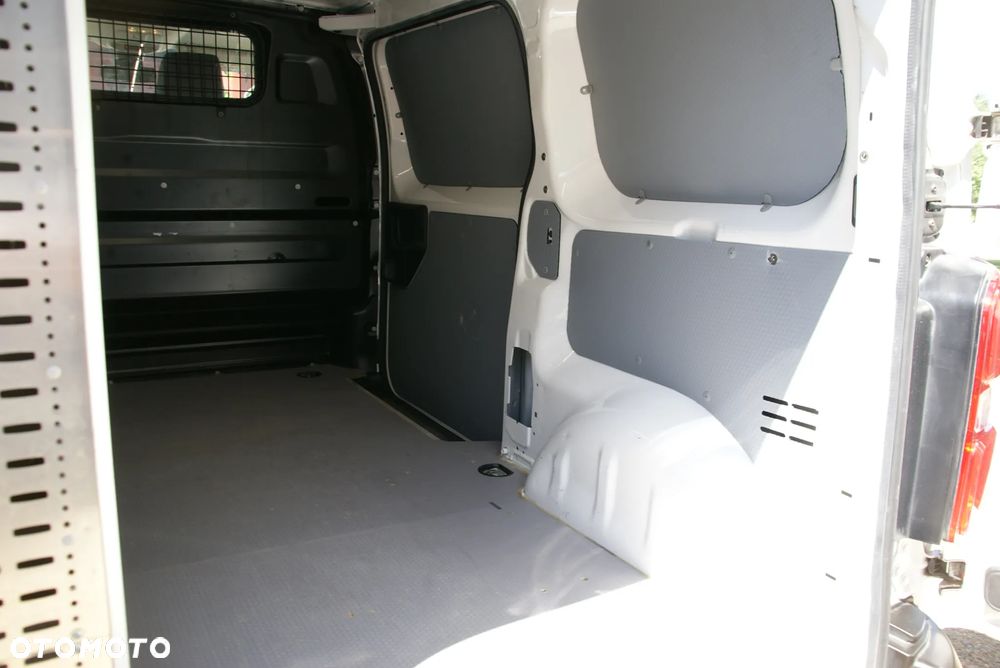 Peugeot Expert - 10