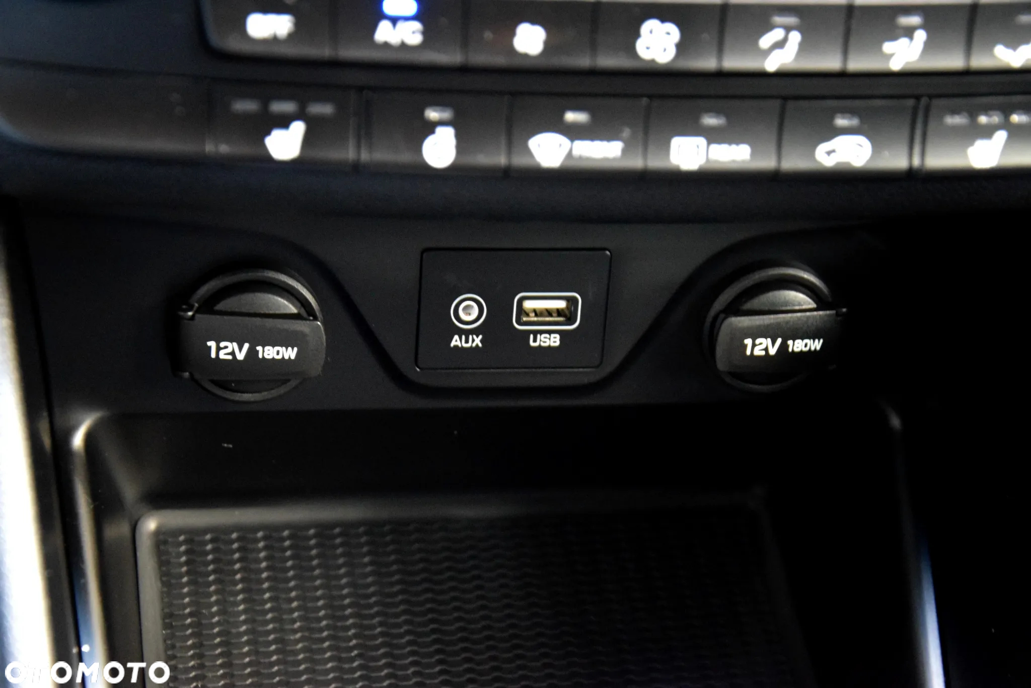 Hyundai Tucson 1.6 T-GDI Premium 4WD DCT - 30