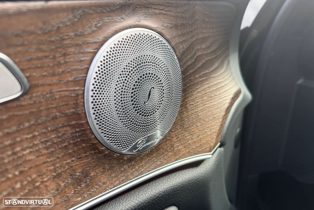 Mercedes-Benz E 300 de 9G-TRONIC AMG Line - 38