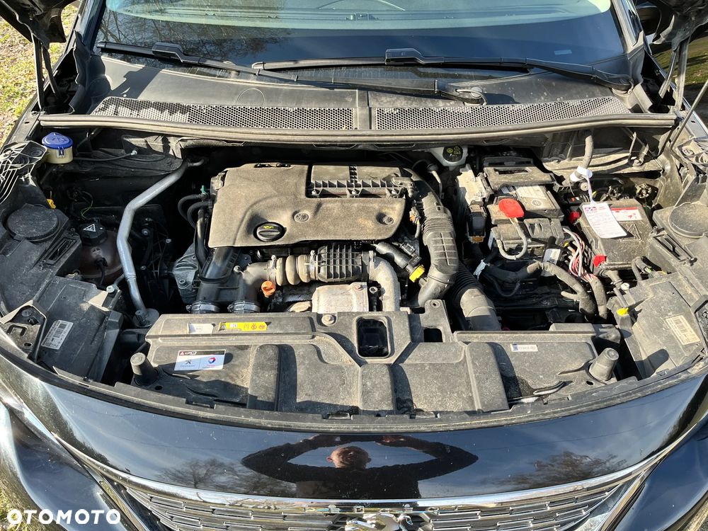 Peugeot 5008 1.6 BlueHDI Allure S&S EAT6 - 14