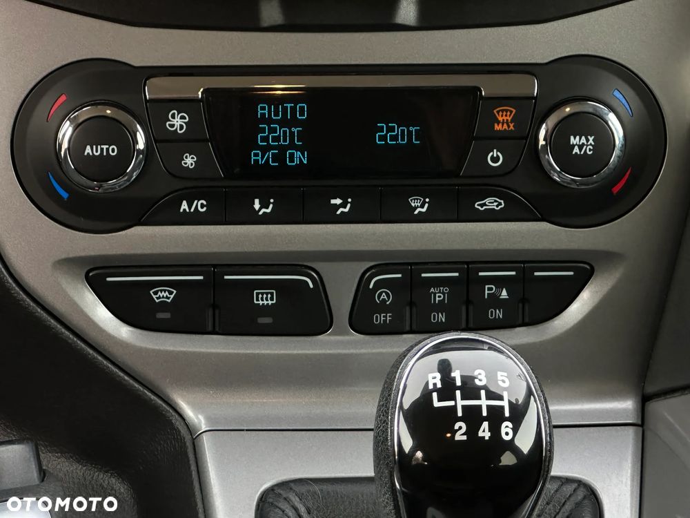 Ford Focus 1.0 EcoBoost STart-Stopp-System TITANIUM - 14