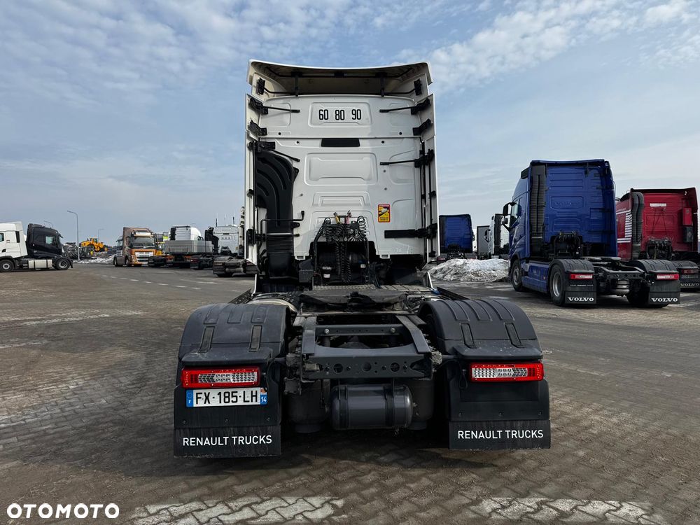 Renault T480 Sleeper Cab - 5