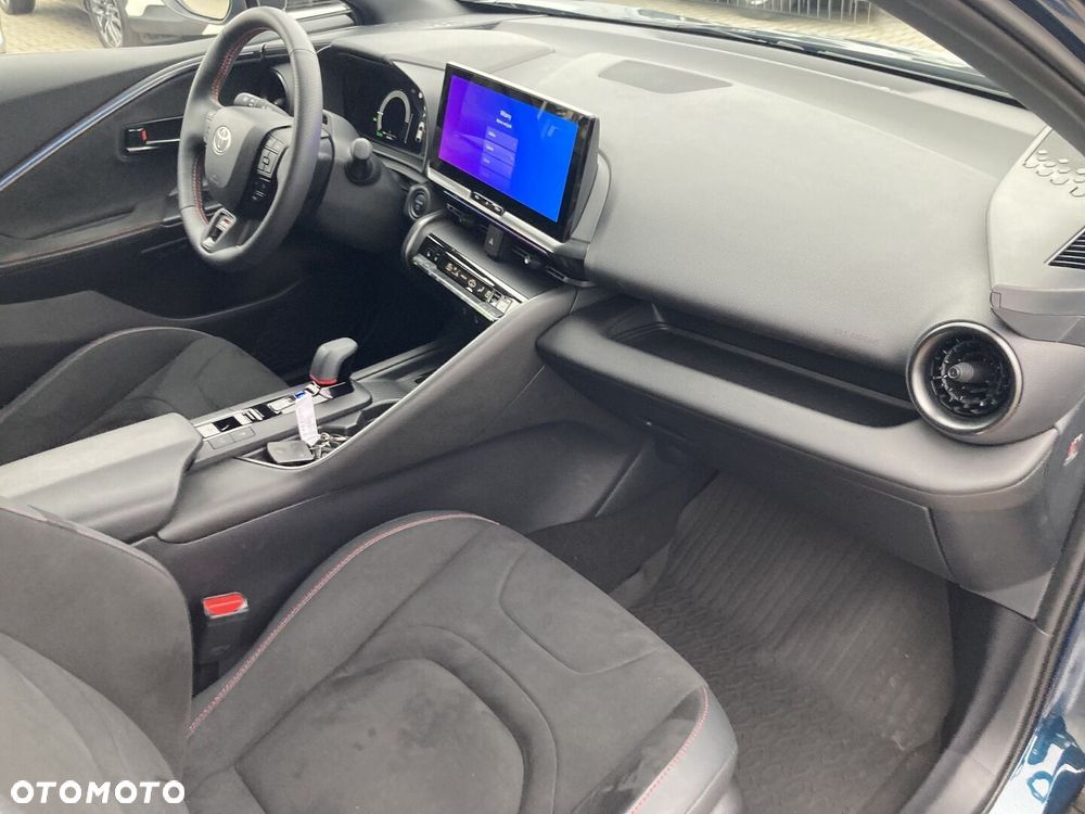 Toyota C-HR - 10
