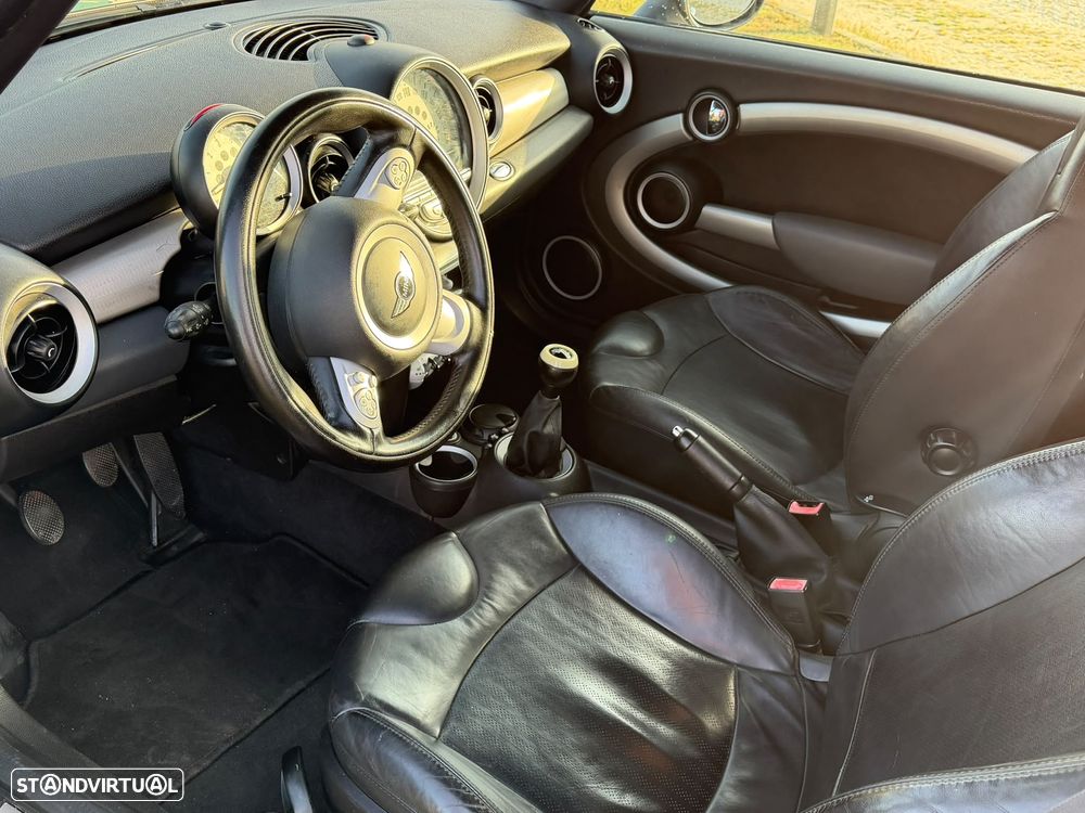 MINI 3 Portas Cooper D - 10